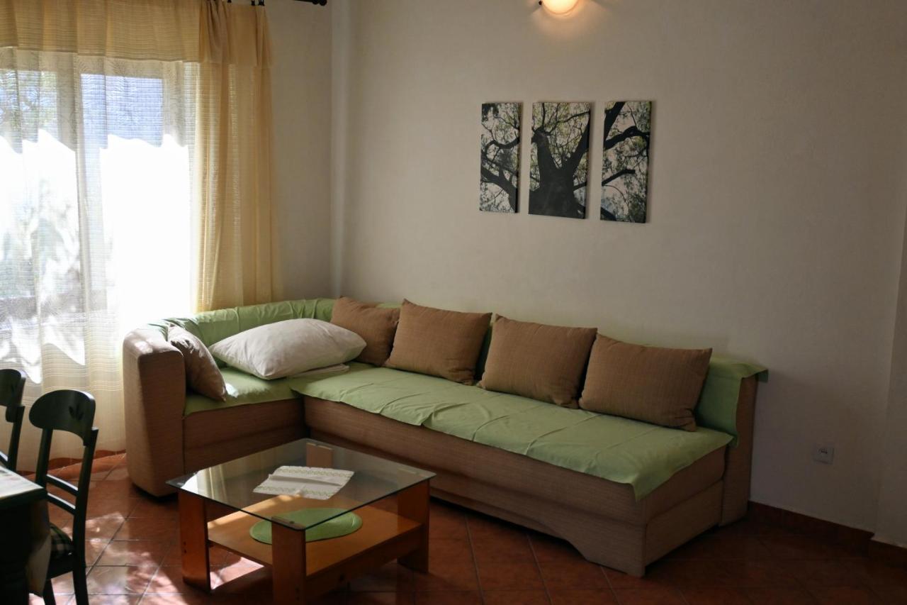 Apartments Tea Pag باغ المظهر الخارجي الصورة