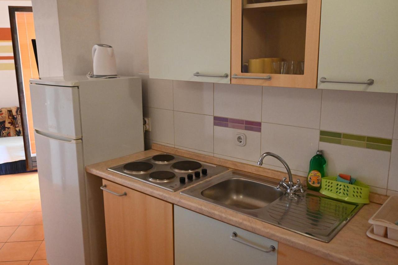 Apartments Tea Pag باغ المظهر الخارجي الصورة