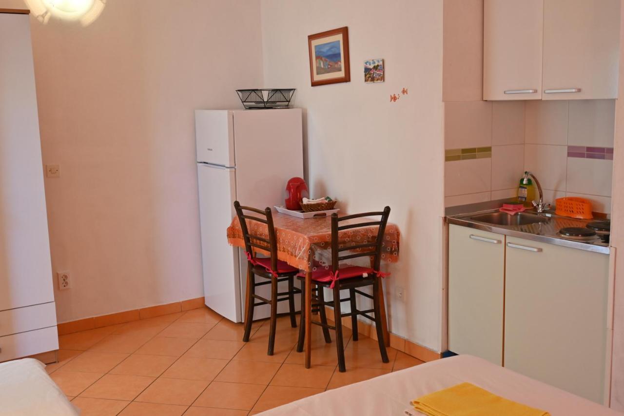 Apartments Tea Pag باغ المظهر الخارجي الصورة